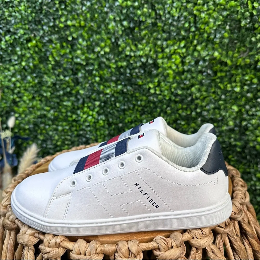 Tommy Hilfiger White  The Iconic court slip on Sneakers new‎ in box